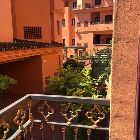 Elegant 2Br Apartment Puerto Banus Marbella Just 12 Minutes Away By G00Giemaps Estepona Kültér fotó