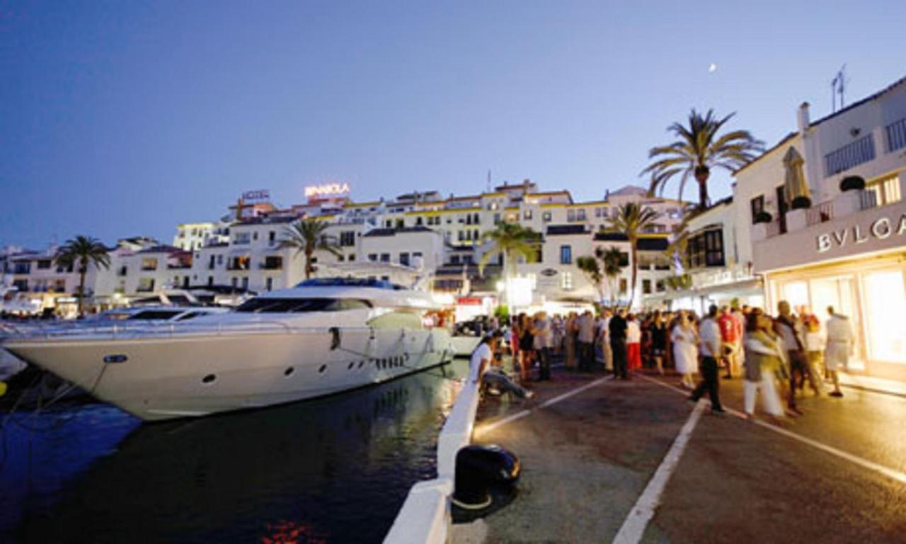 Elegant 2Br Apartment Puerto Banus Marbella Just 12 Minutes Away By G00Giemaps Estepona Kültér fotó