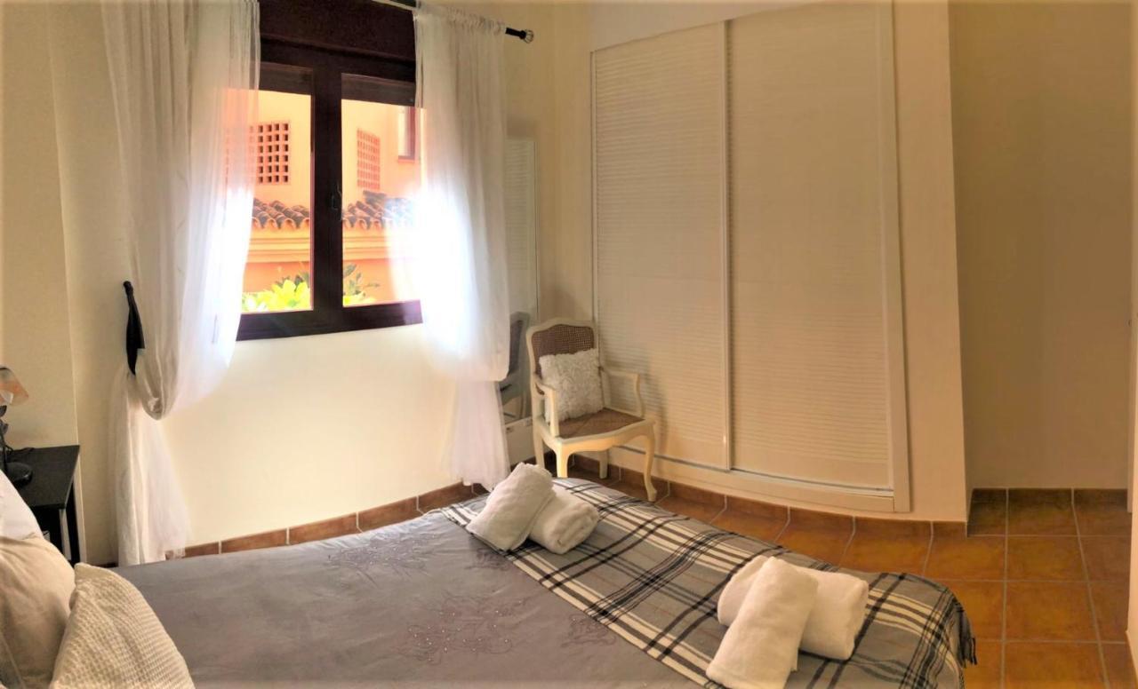 Elegant 2Br Apartment Puerto Banus Marbella Just 12 Minutes Away By G00Giemaps Estepona Kültér fotó